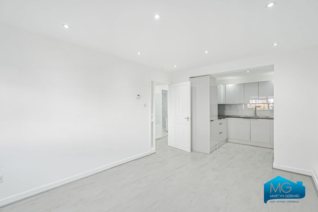 Property photo 2 of 8 Picture No. 02