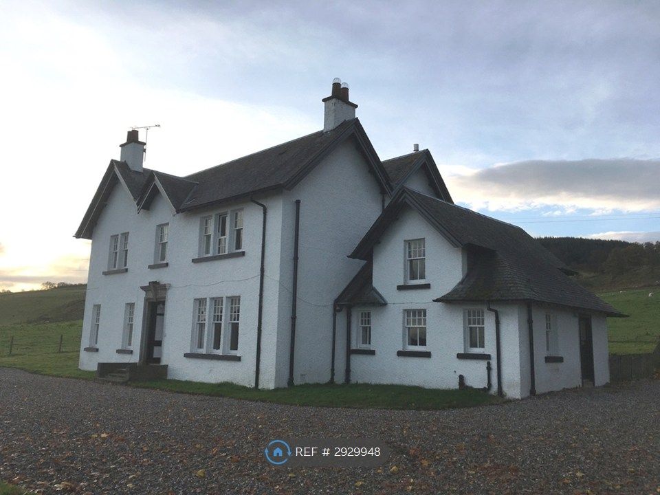 Property photo 2 of 35