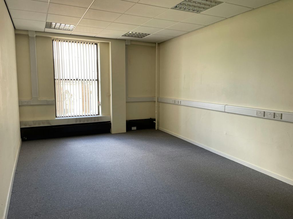 Property photo 3 of 6 Img_7594.Jpg