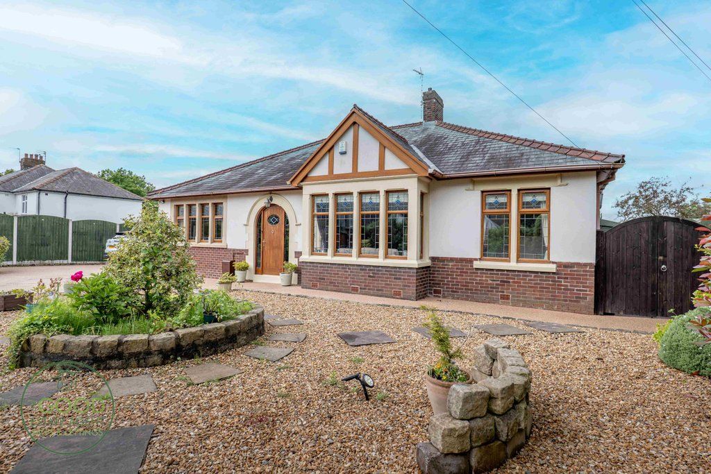 Property photo 1 of 43