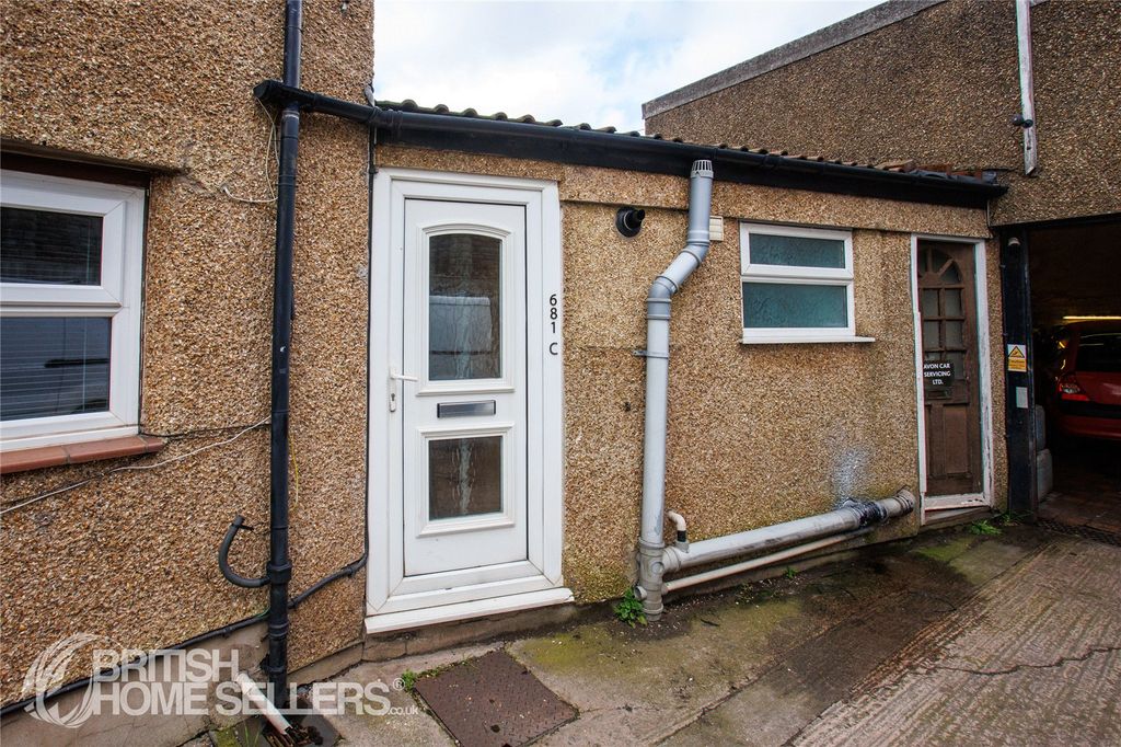 Property photo 2 of 20 Picture No. 13