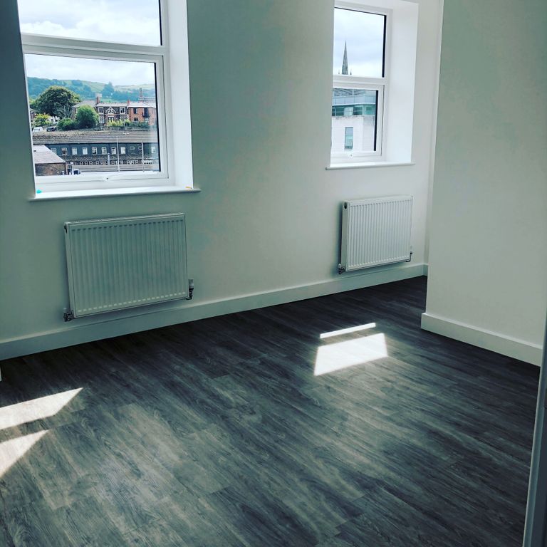 Property photo 3 of 12 917C51F3-7604-40B0-Ae1E-5537247C2E0D.Jpg