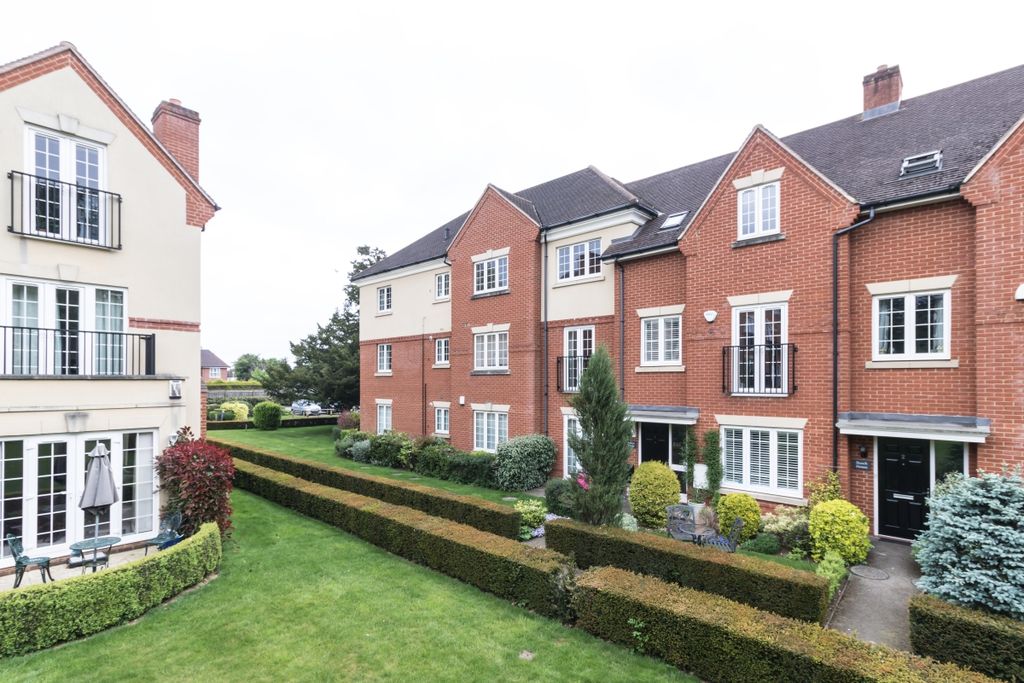 Property photo 1 of 7 57873