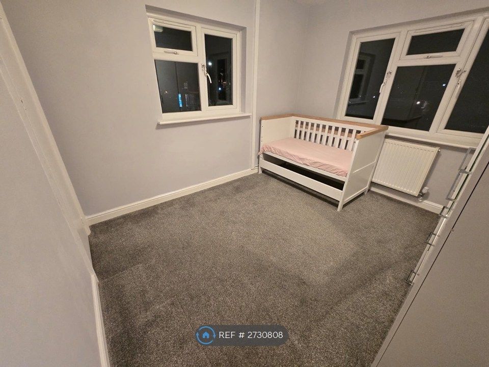 Property photo 3 of 22