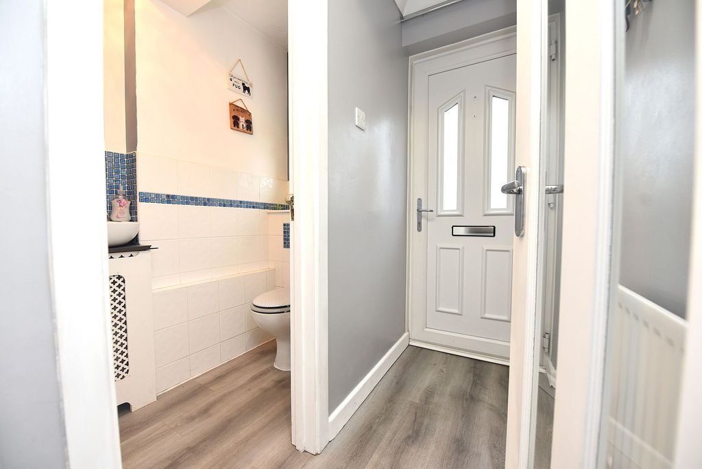 Property photo 2 of 26