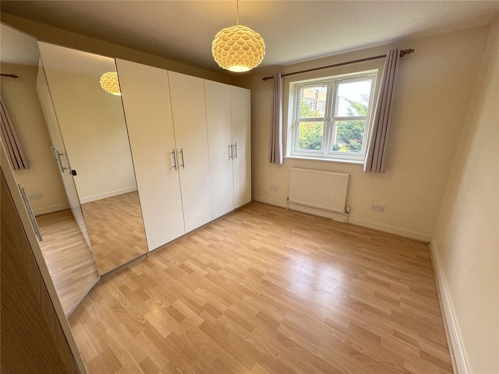 Property photo 3 of 7 Picture No. 21