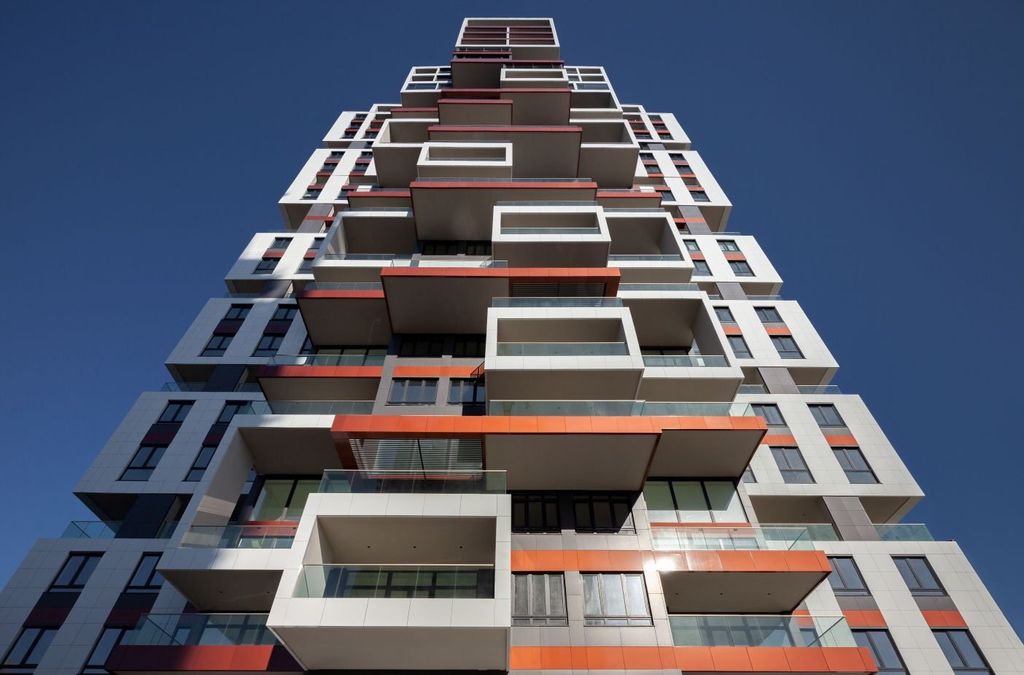 Property photo 1 of 25