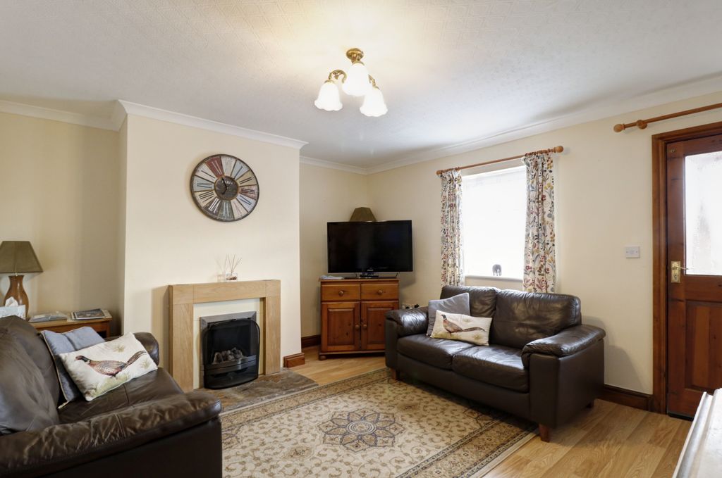 Property photo 3 of 18 Lounge 1.2