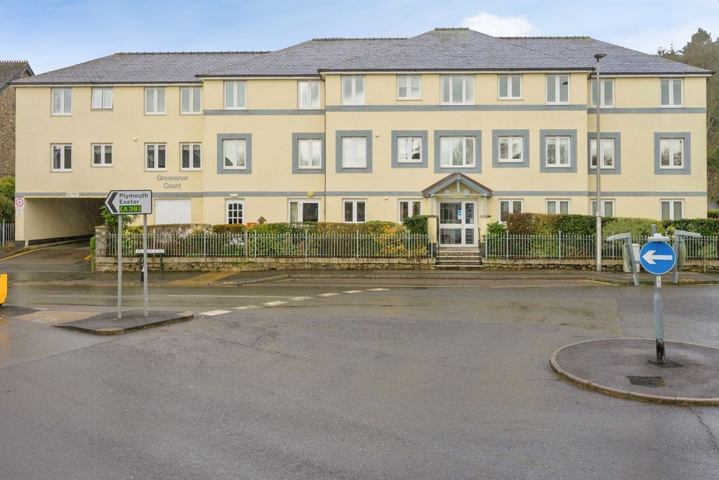 Property photo 1 of 19