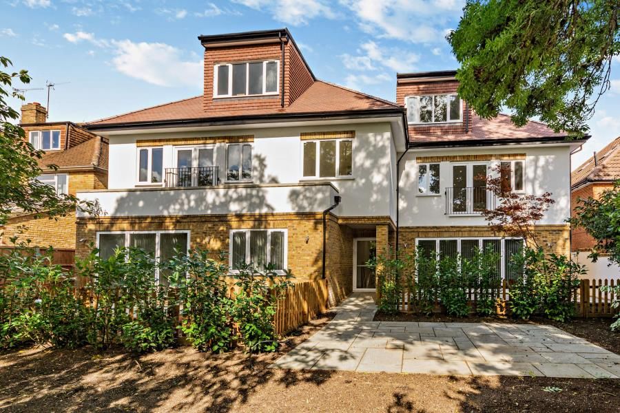 Property photo 1 of 11