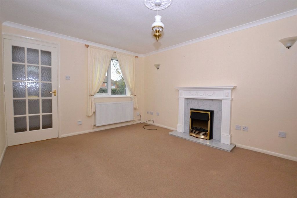 Property photo 3 of 8 Picture No. 04