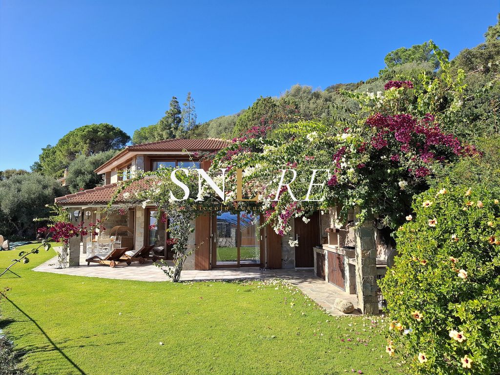 Property photo 1 of 44