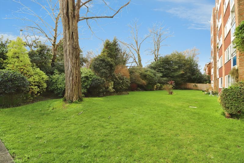 Property photo 2 of 8 Photo 1