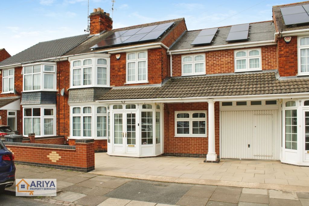 Property photo 1 of 23