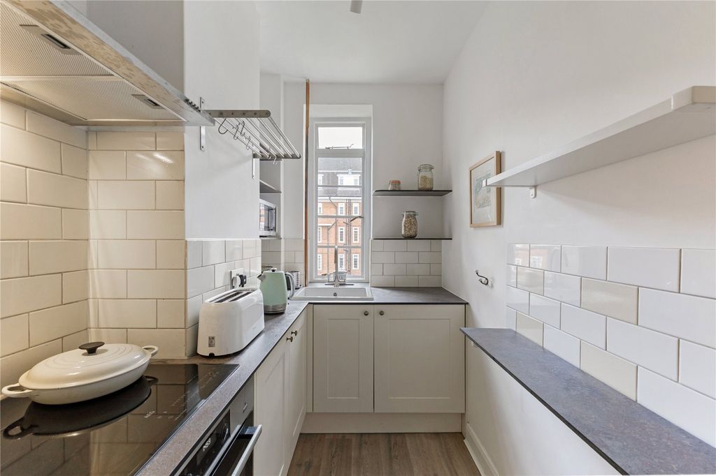 Property photo 3 of 11 Picture No. 11