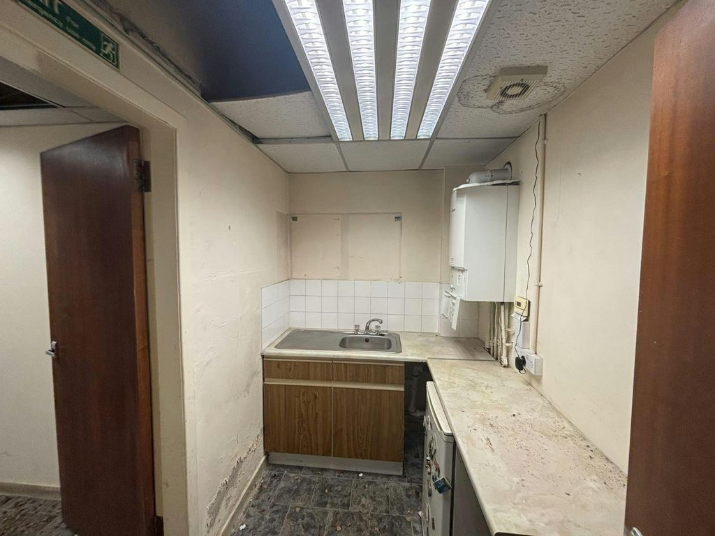 Property photo 3 of 4 Photo20251117153639 8.Jpg