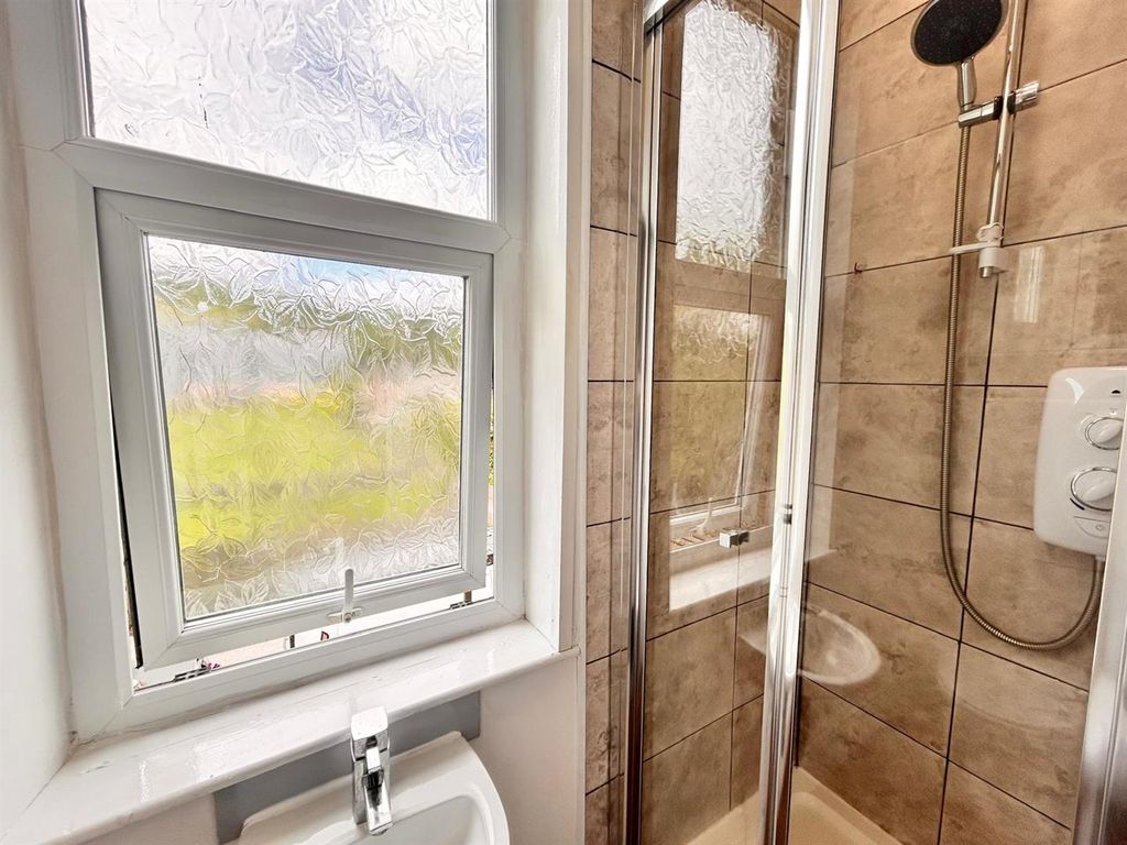 Additional image 9 of 2 bed property for saleDale View, Hebden Bridge HX7