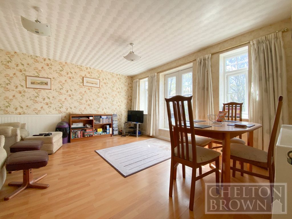 Property photo 2 of 17 Lounge/Diner