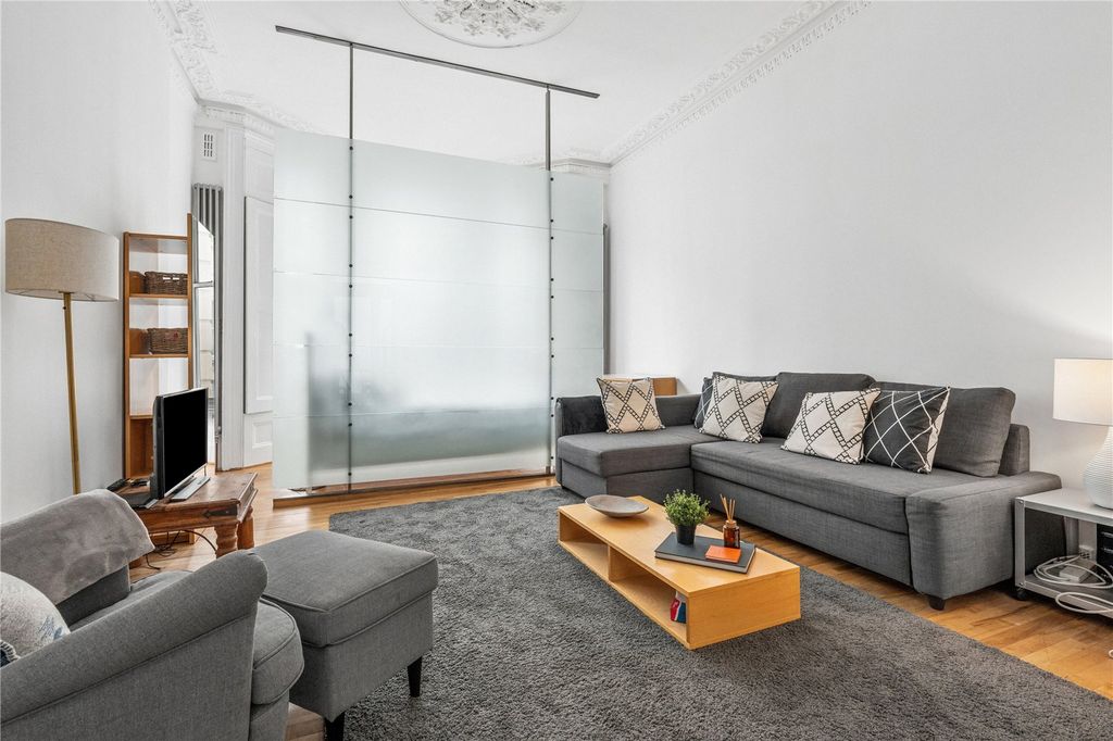 Property photo 3 of 11 Reception Room