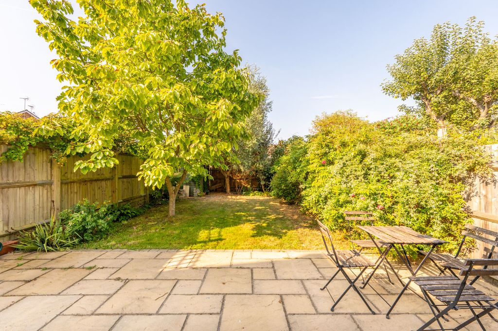Property photo 2 of 14
