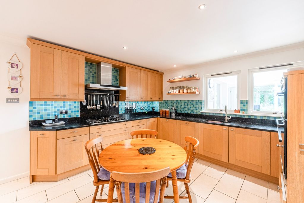 Additional image 6 of 4 bed detached house for saleBurnside, Skirling ML12