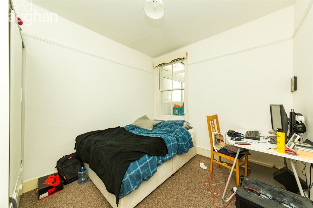 Property photo 3 of 12 Picture No. 44
