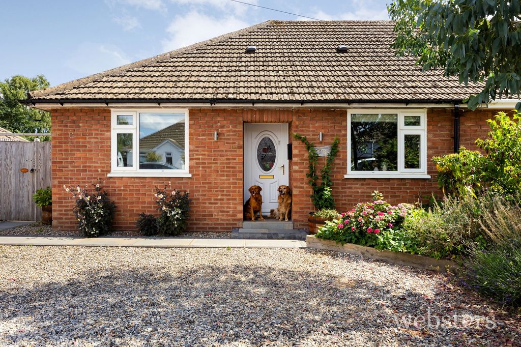 Property photo 1 of 27