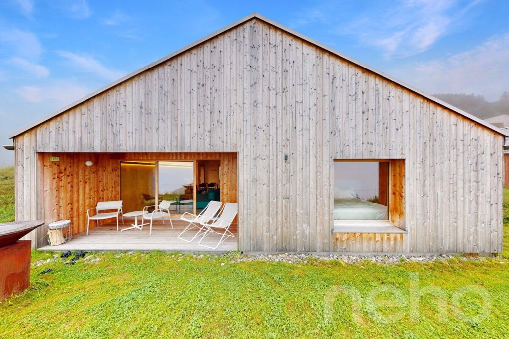 Property photo 3 of 4