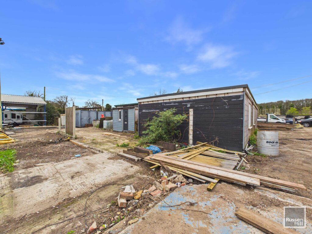 Property photo 3 of 6