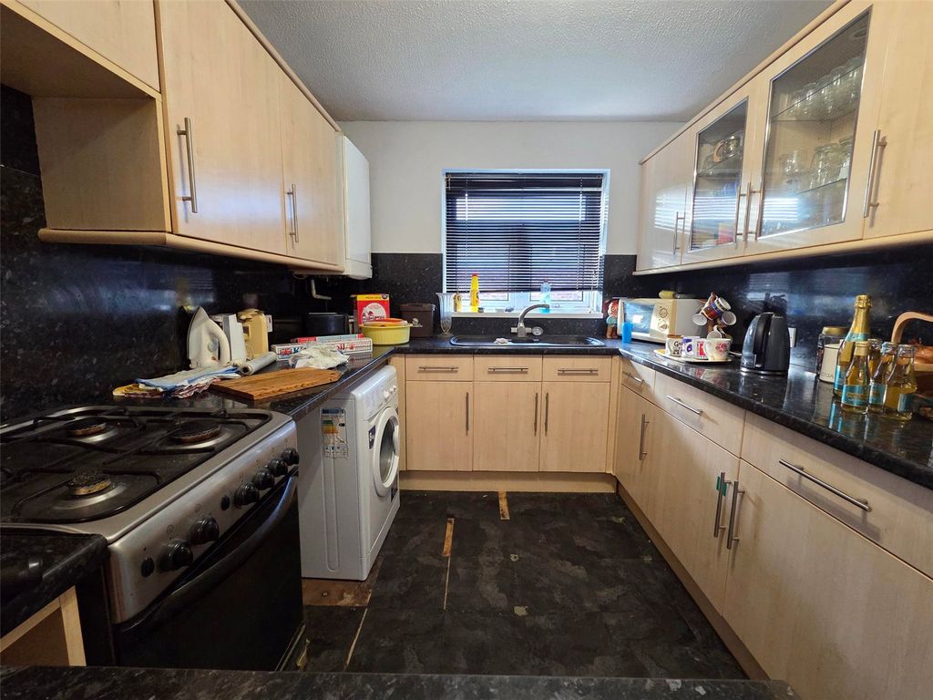 Property photo 2 of 6 Picture No. 05