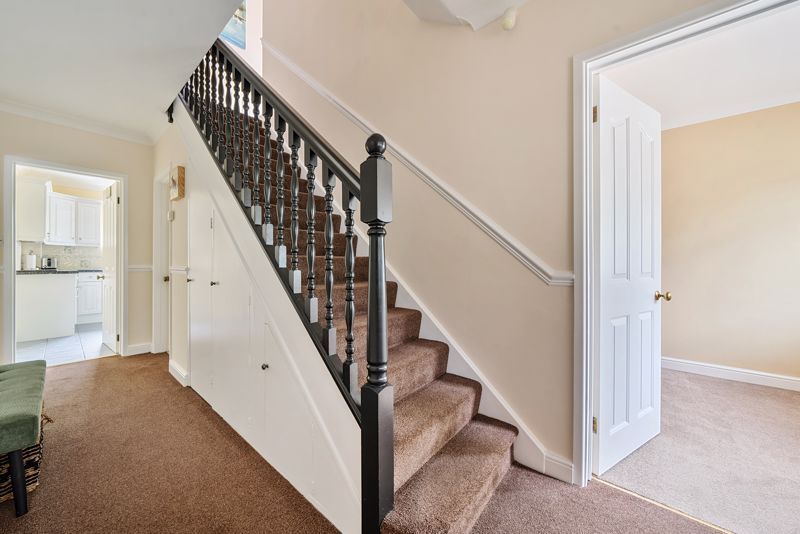 Property photo 2 of 25 Entrance Hall