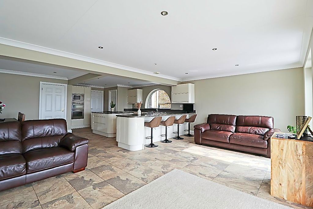 Property photo 2 of 31 Open Plan Reception Room