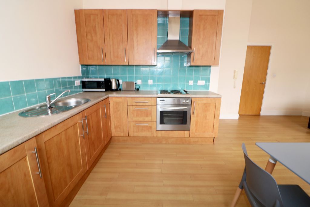 Property photo 3 of 14