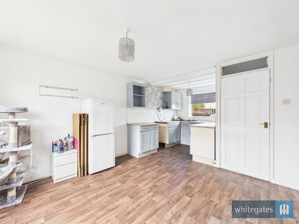 Property photo 3 of 11 Picture No. 04