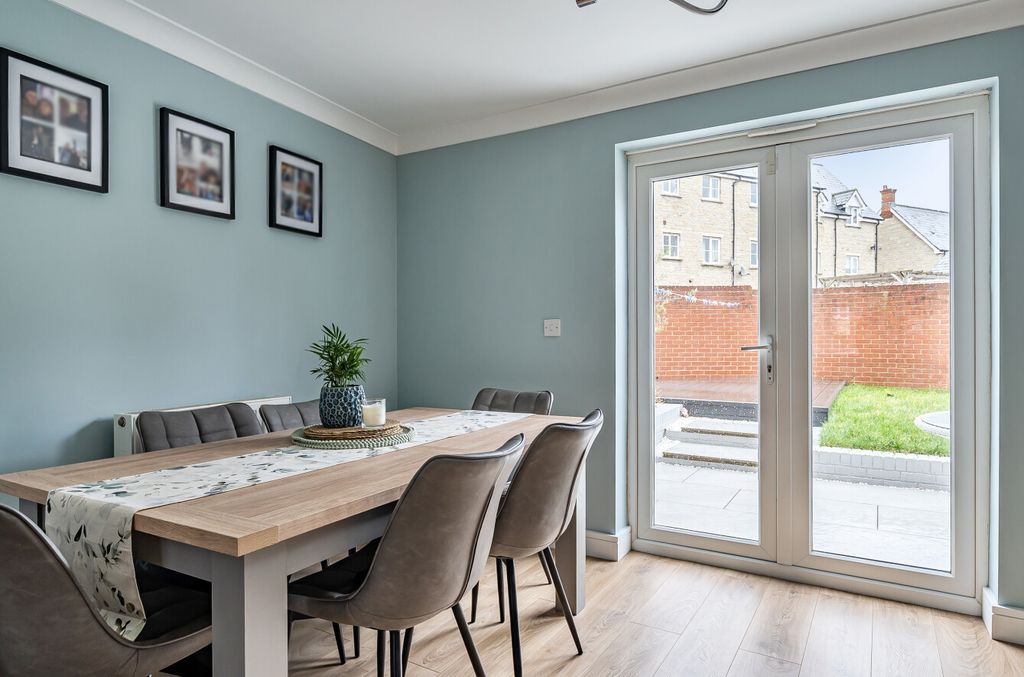 Property photo 3 of 24 1407492-13-6984A4...