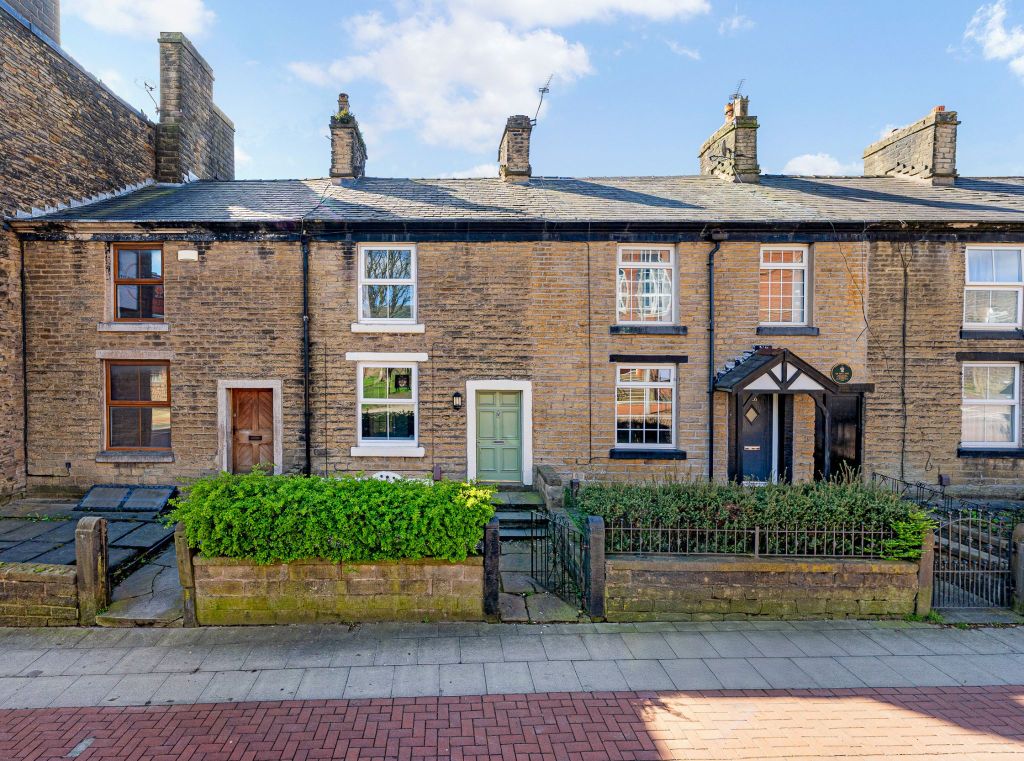 Property photo 1 of 24 Photograph 18