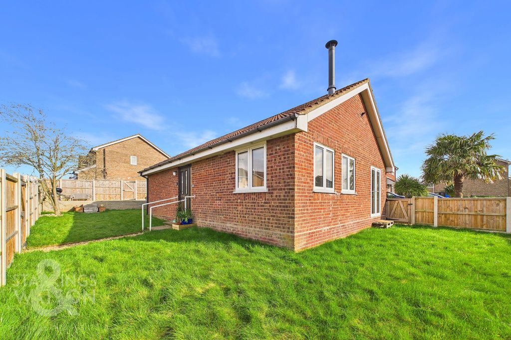 Property photo 1 of 20