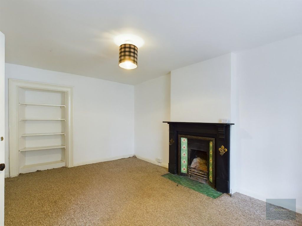 Property photo 3 of 16 Cam03907G0-Pr0036-St