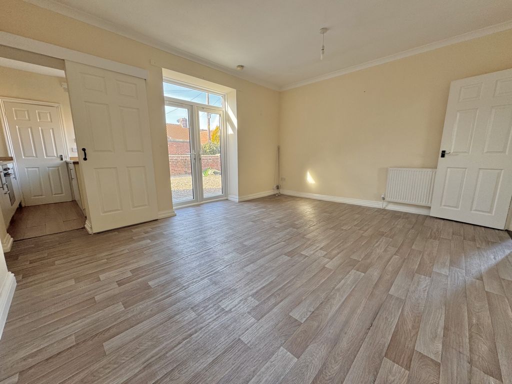 Property photo 3 of 14 Img_8683