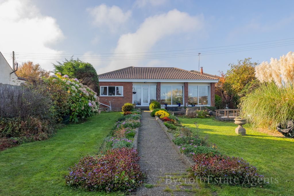 Property photo 1 of 21