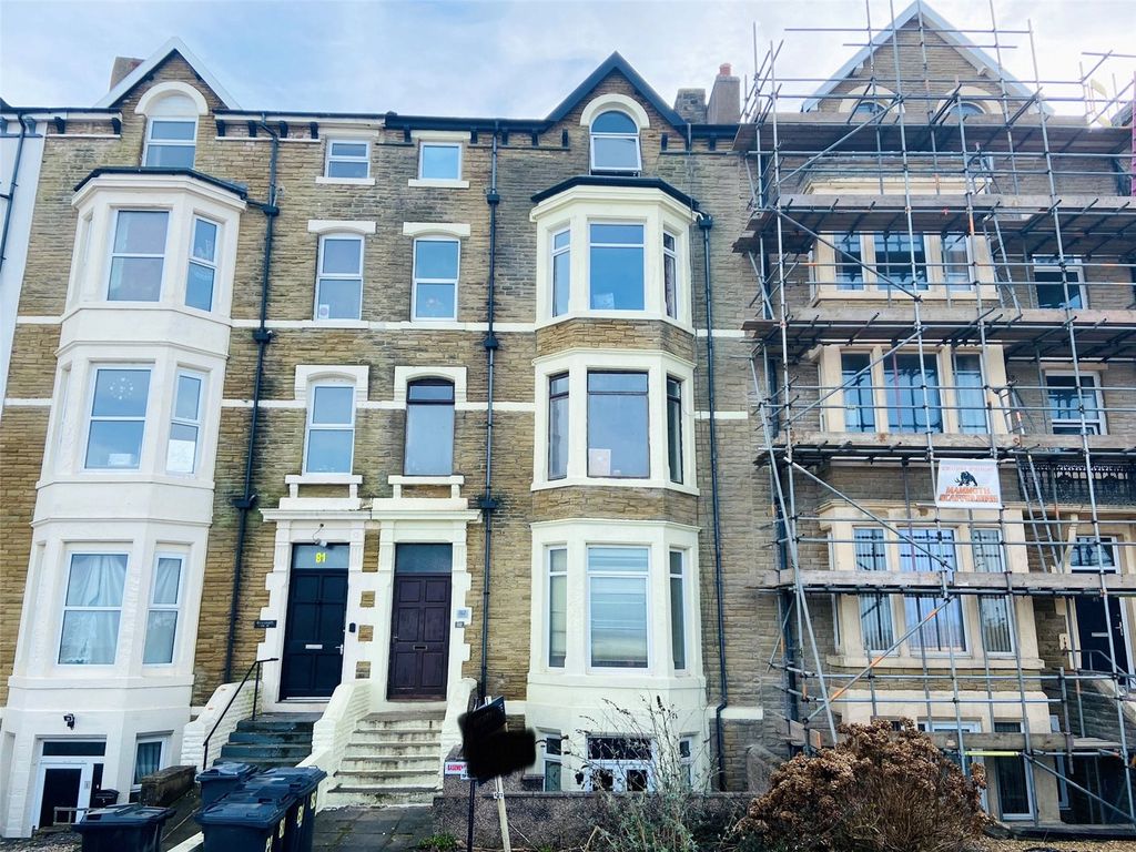 Property photo 1 of 12 Front