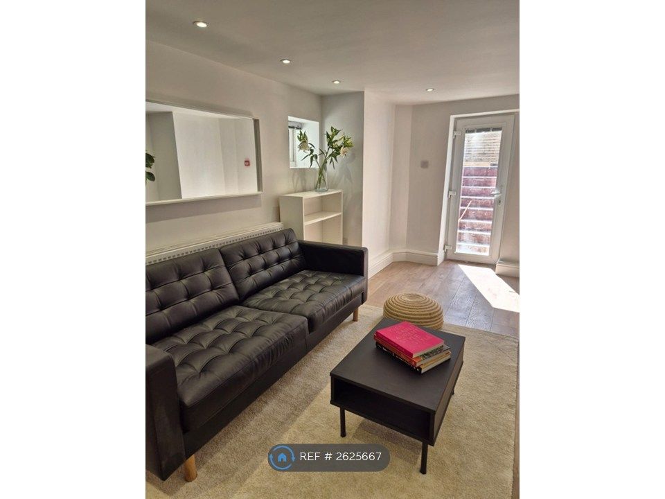 Property photo 3 of 15 Living Area