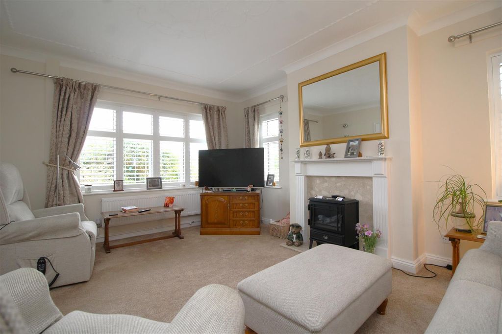 Property photo 3 of 20 Living Room 2 .Jpg