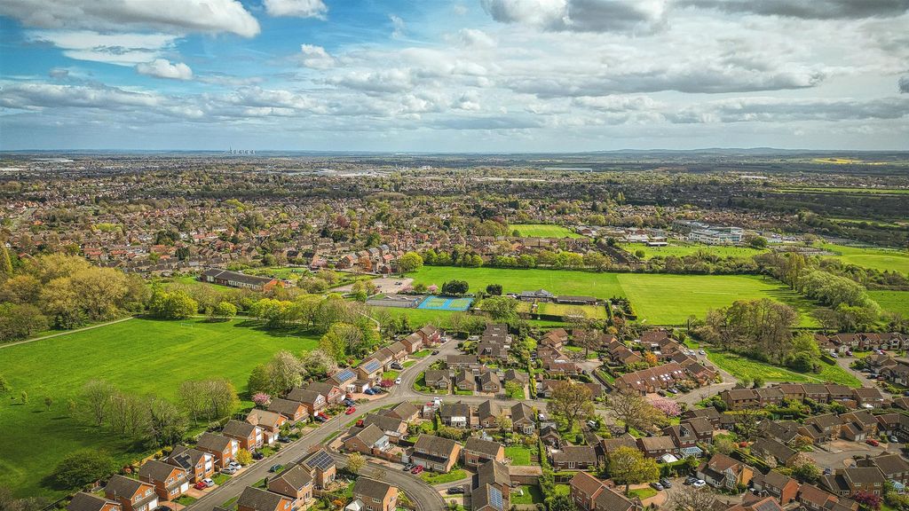 Additional image 33 of 5 bed detached house for saleCoppicewood Drive, Littleover, Derby DE23