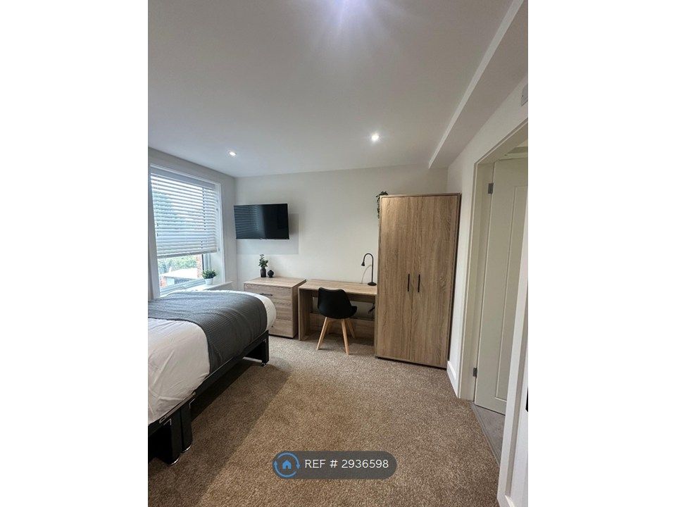 Property photo 3 of 25