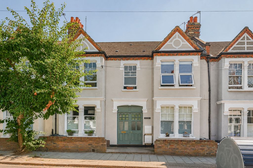 Property photo 2 of 7 Picture No. 19