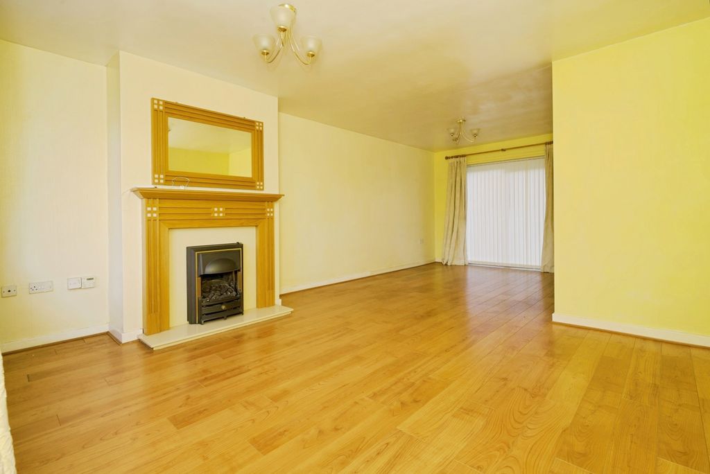 Property photo 2 of 19 Pbox-Img.Jpg