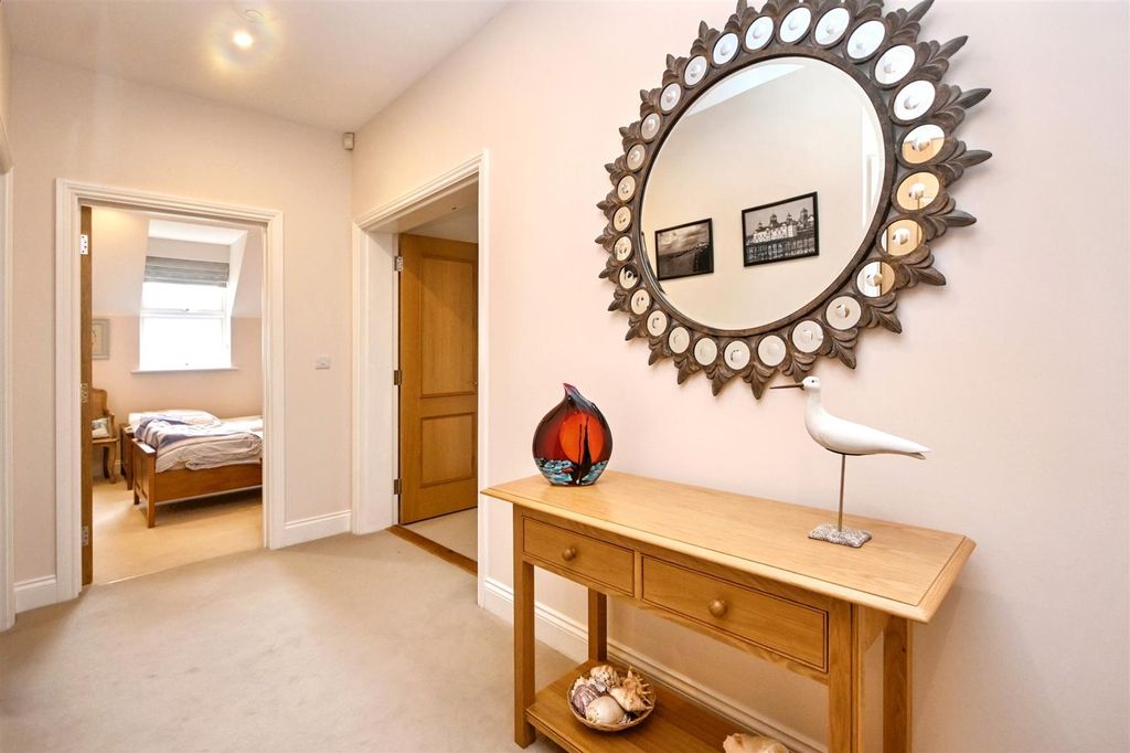 Additional image 20 of 2 bed flat for saleDarley Road, Eastbourne BN20
