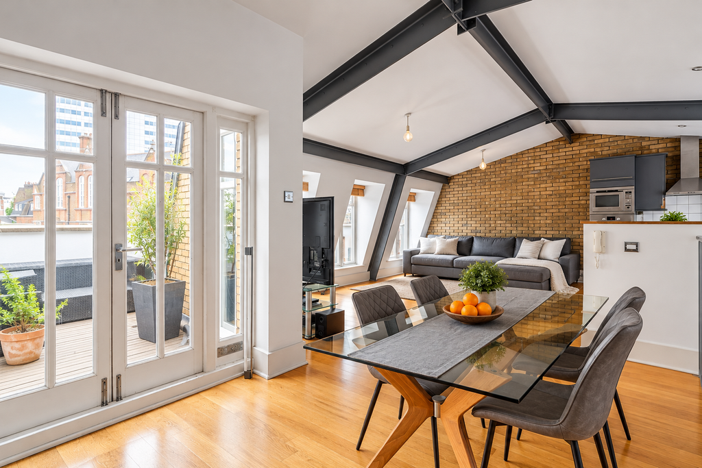 Property photo 3 of 25 Earlham Street With Terrace Covent Garden WC2
