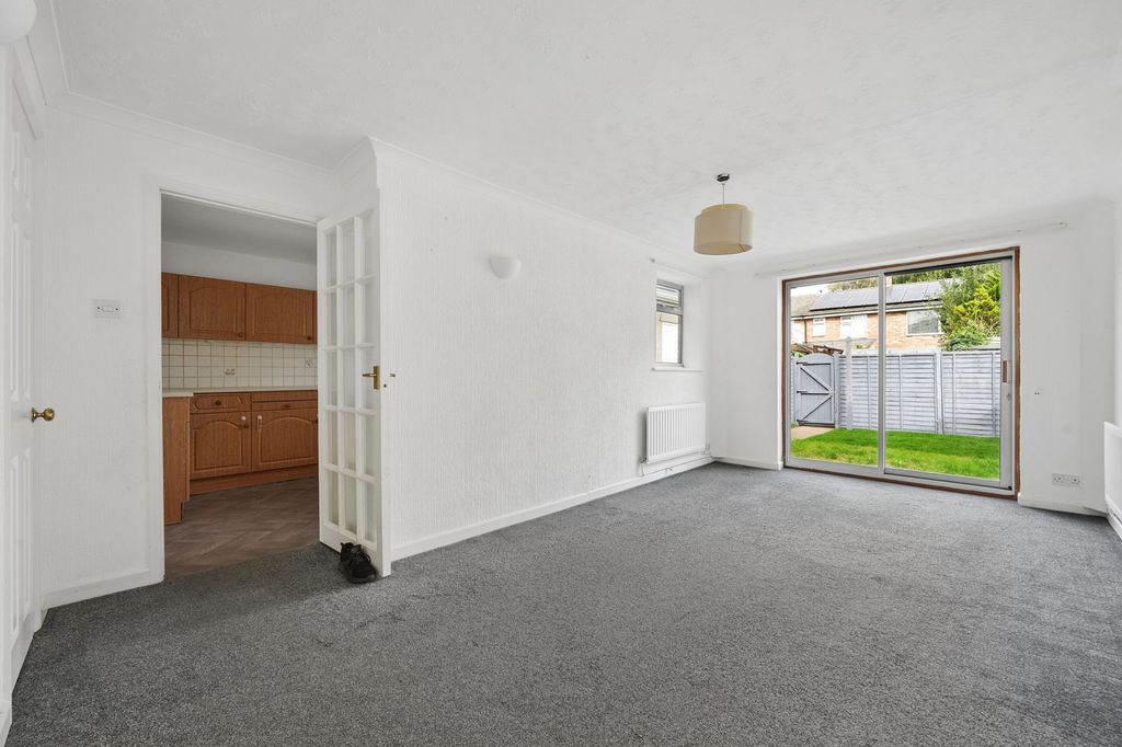 Property photo 3 of 20